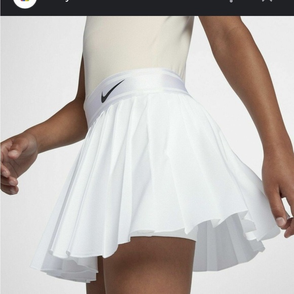 NIKE COURT VICTORY TENNIS PLEATED SKORT  
WHITE PULL ON SKIRT WITH SHORTS SMALL - Picture 3 of 11